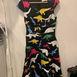 Vintage cut dinosaur dress (with pockets!)